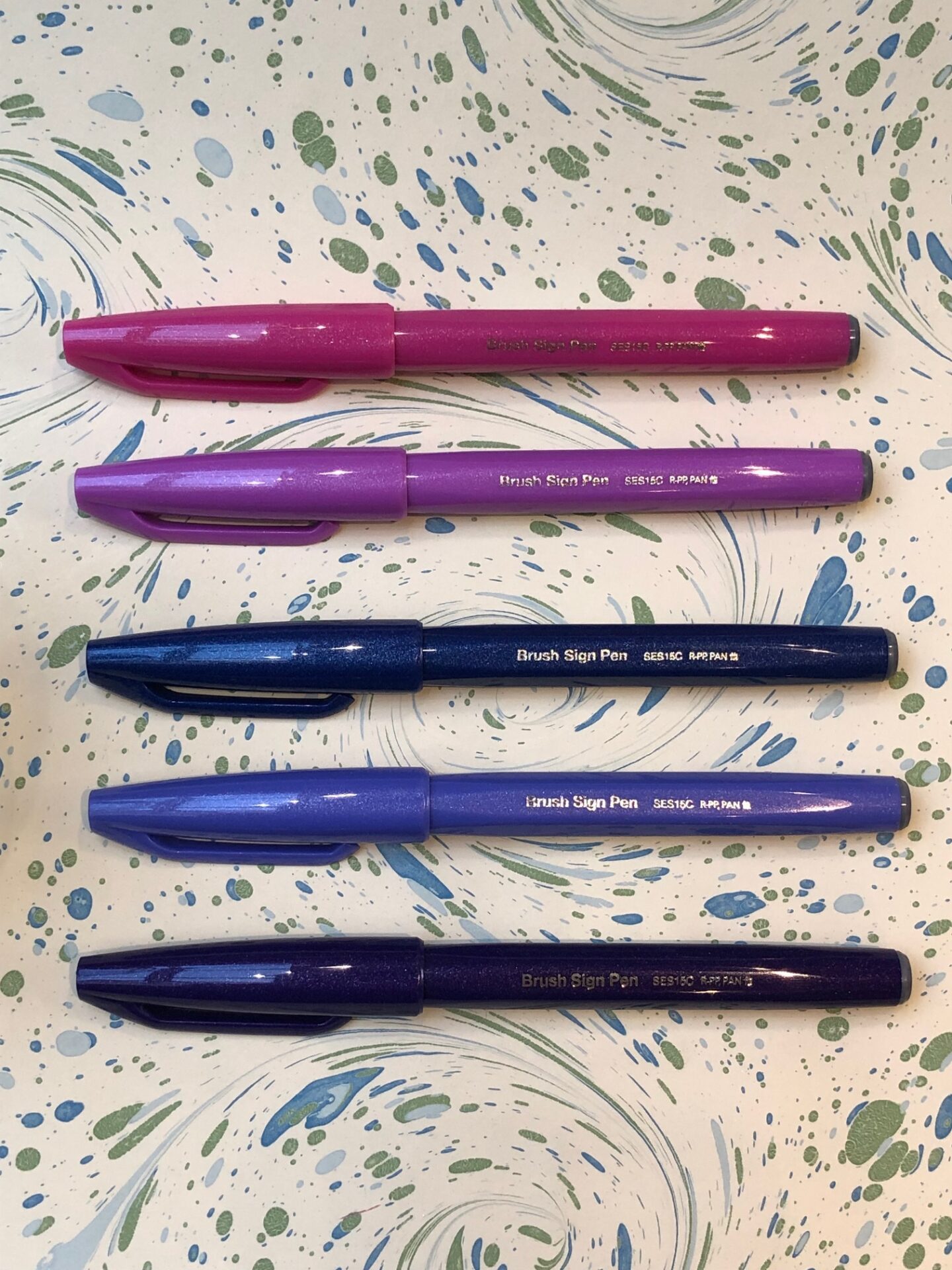 Pentel Brush Sign Pen Fresh Shades – 12er Set, Pinselartige Spitze, Wasserbasierte Tinte, Für Handlettering